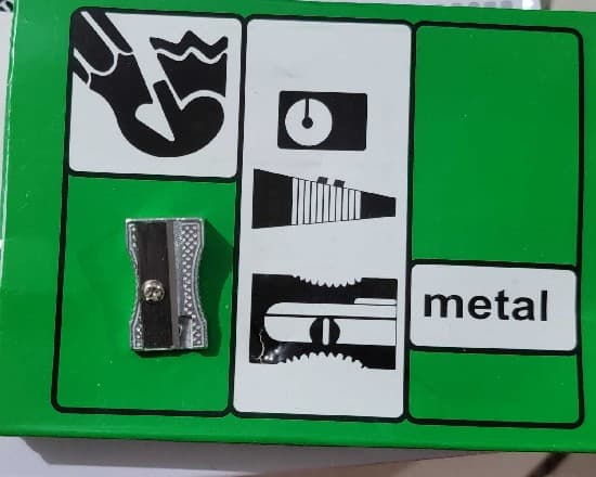 Sacapuntas metalico