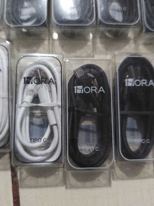 Cable tipo c a USB 1hora 1 metro en caja de plastico